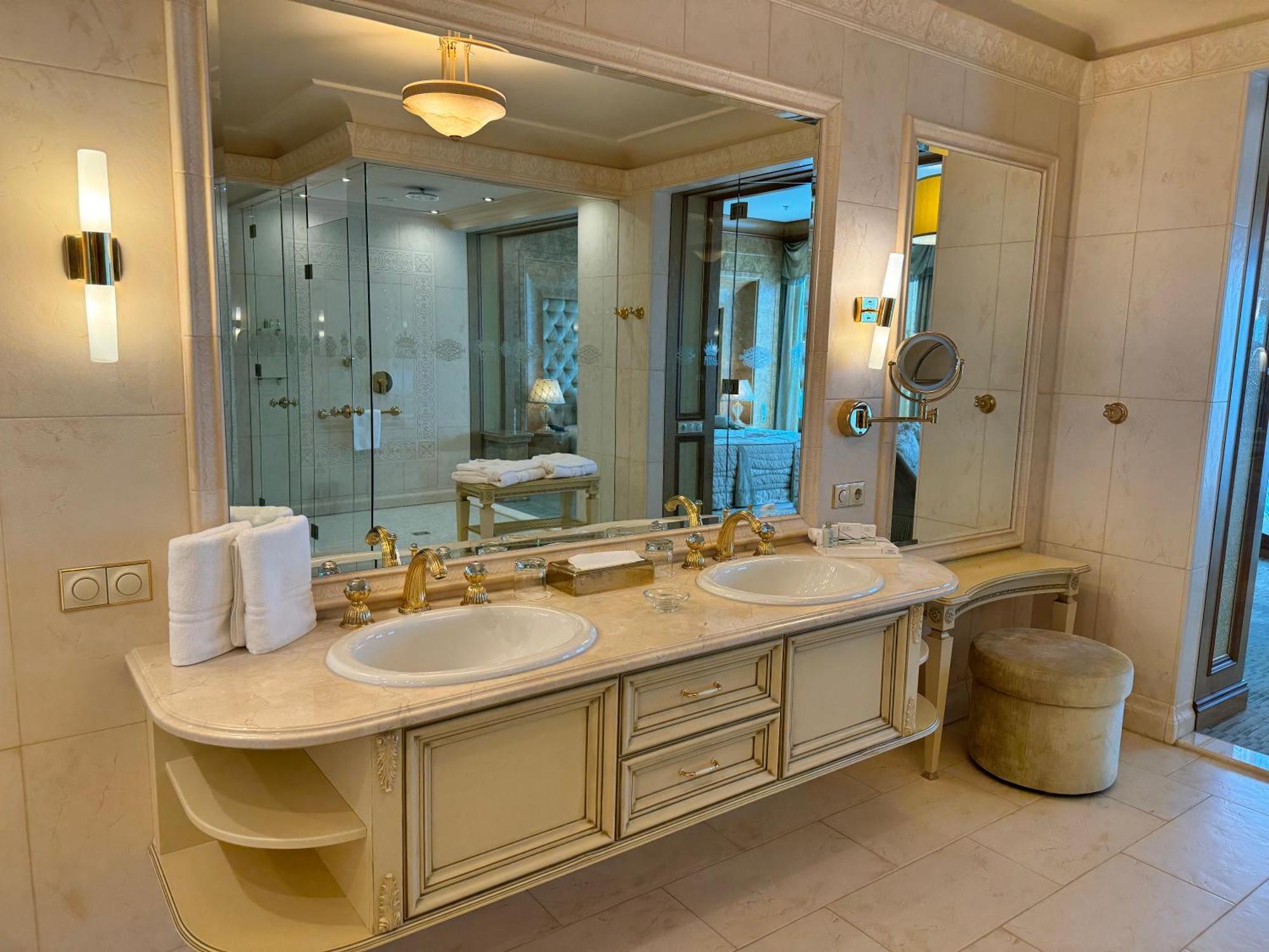 Royal Spa & Hotel Resort 里加 外观 照片
