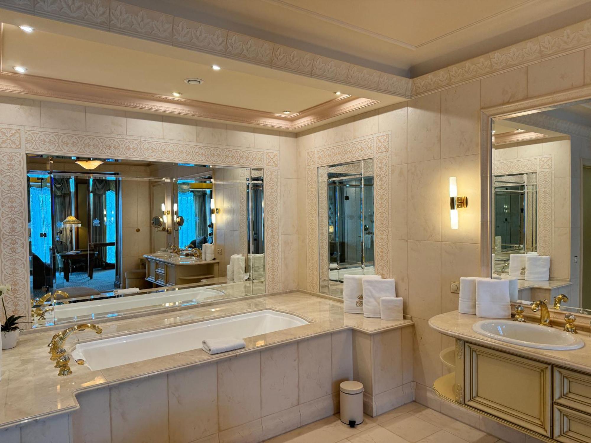 Royal Spa & Hotel Resort 里加 外观 照片